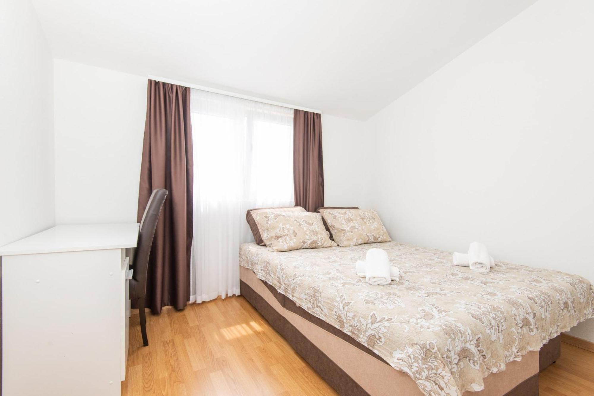 Hillside Vista Apartments Tivat Kültér fotó